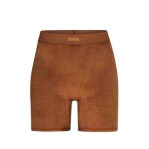 SKIMS Skims Velour Biker Shorts Womens Size M Brown Copper Soft